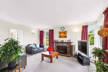 61 Cornford Street, Karori