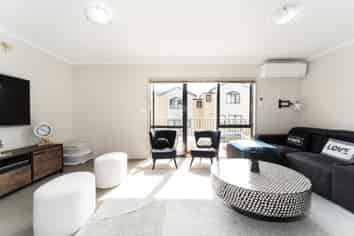 35/172 Mcleod Road, Te Atatu South
