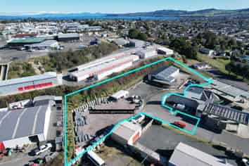Owner Occupiers & Investors