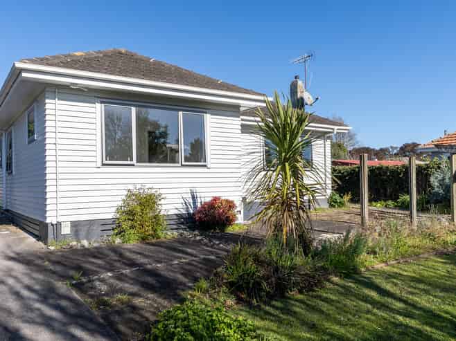 120 Clarkin Road, Fairfield