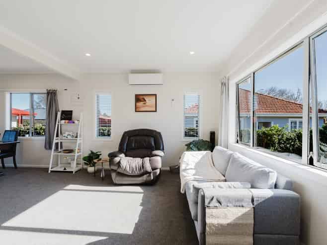120 Clarkin Road, Fairfield