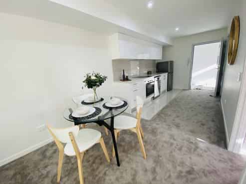 306/8 Gray Avenue, Mangere East