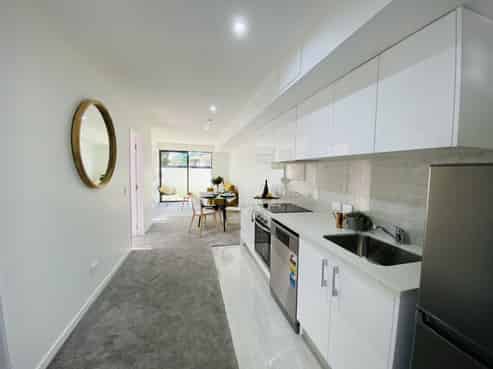 306/8 Gray Avenue, Mangere East