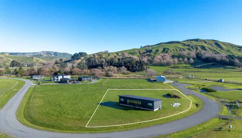 55 Punawaitai Road, Pourerere