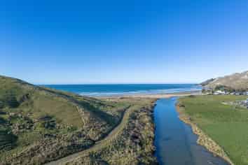 55 Punawaitai Road, Pourerere