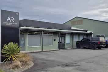 Nayland Road - Showroom | Office | Warehouse