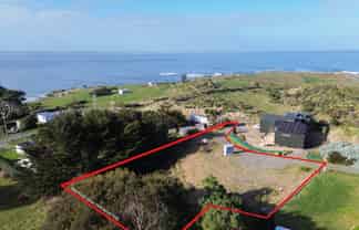 42 Moana Street, Riverton