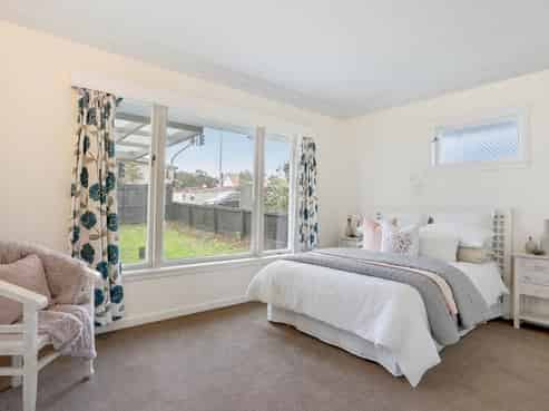 199 Hillsborough Road, Hillsborough