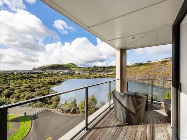 202/3 Percy Winstone Lane, Stonefields