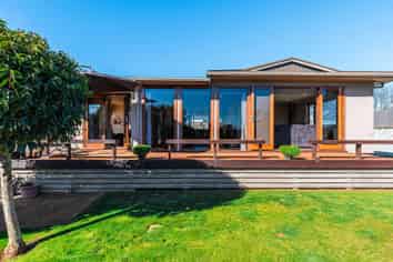 39 Heathcote Street, Lake Taupo (East)