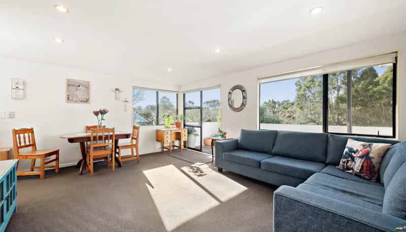 6/12 Wernham Place, Northcote