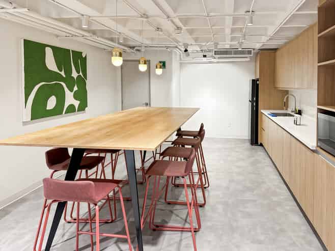 Unlimited office access in Spaces 86 Customhouse