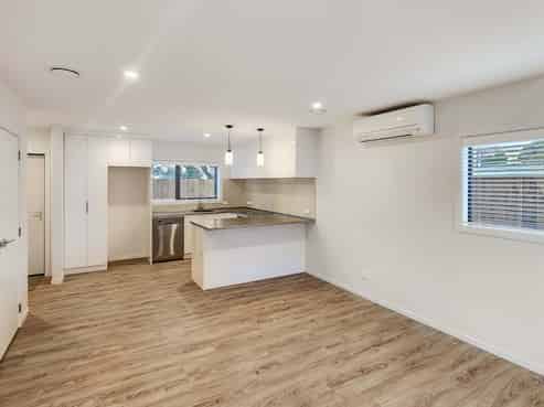 4/28 Granville Street, Silverstream
