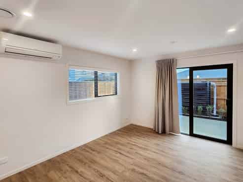 4/28 Granville Street, Silverstream