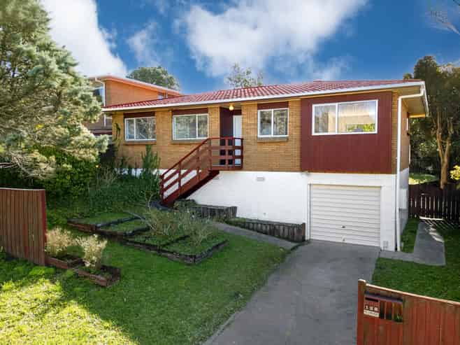 128 Oaktree Avenue, Browns Bay