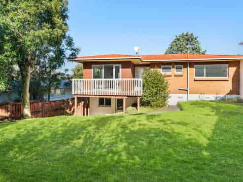 128 Oaktree Avenue, Browns Bay
