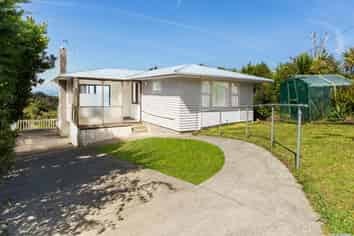 30  James Tyler Crescent, Lynfield