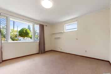 30  James Tyler Crescent, Lynfield