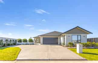 168 Kupe Drive, Whitianga