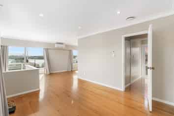 3/36 Church Crescent, Panmure