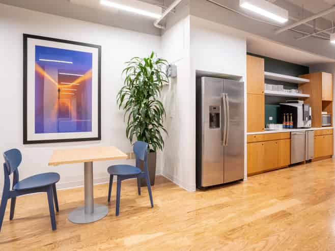 Office space for 2 in Spaces 86 Customhouse Quay 