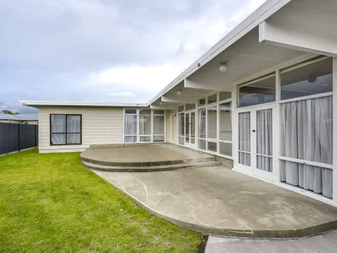 24 Windsor Terrace, Taradale