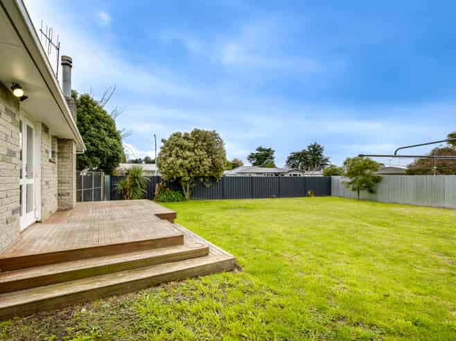 1 James Foley Avenue, Pirimai