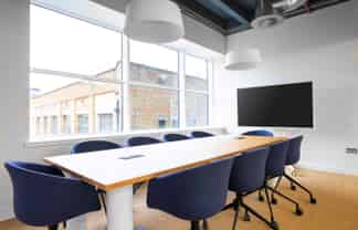 Office space for 4 in Spaces 86 Customhouse Quay 
