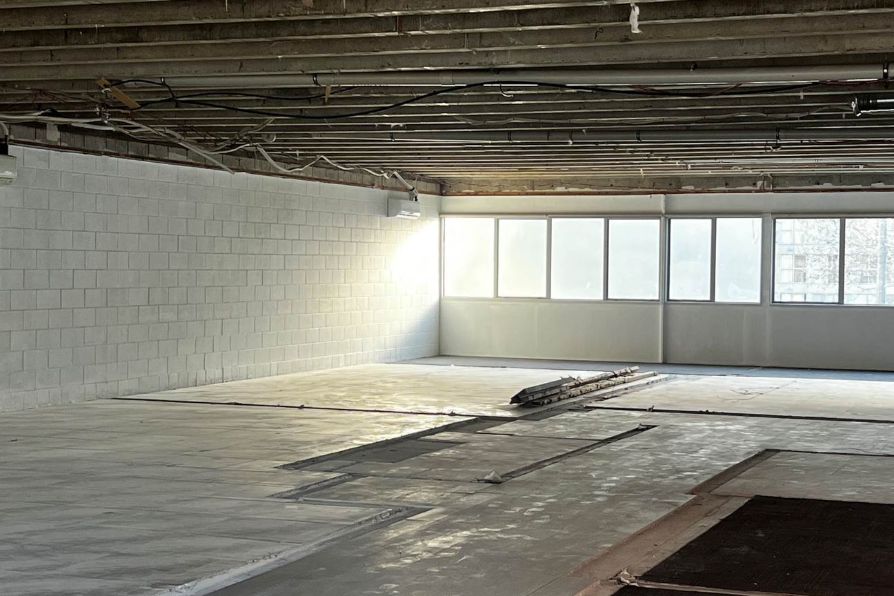 AFFORDABLE OFFICE SPACE ON HOBSON STREET - Vista 3