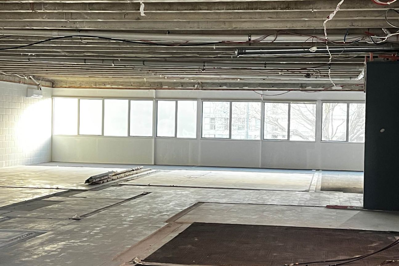 AFFORDABLE OFFICE SPACE ON HOBSON STREET - Vista 2