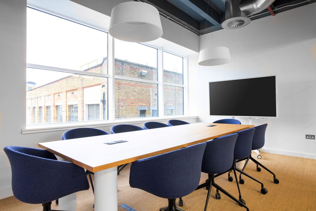 Office space for 5 persons in 86 Customhouse Quay - Görünüm 5
