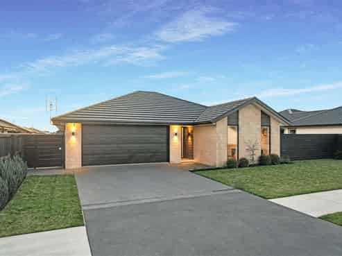 7 Halpin Drive, Lincoln
