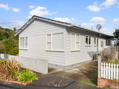 11 Baffin Grove, Kingston