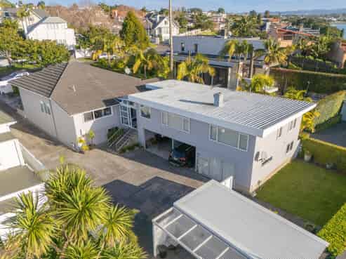 11 Marine Parade, Herne Bay