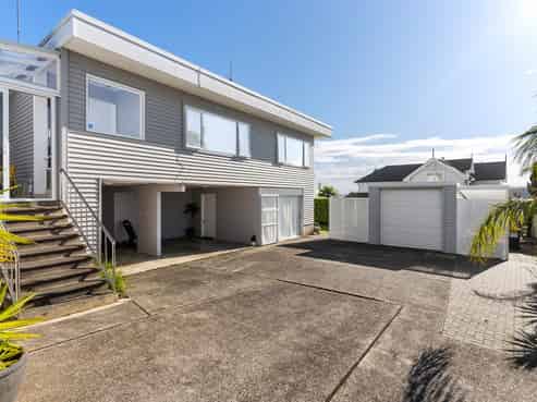 11 Marine Parade, Herne Bay