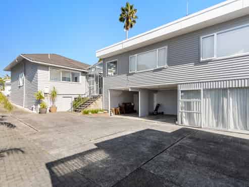 11 Marine Parade, Herne Bay