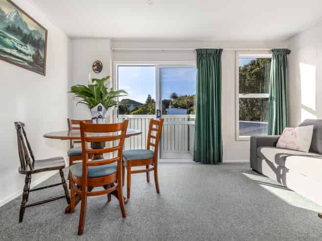 7/12 Thornley Street, Titahi Bay