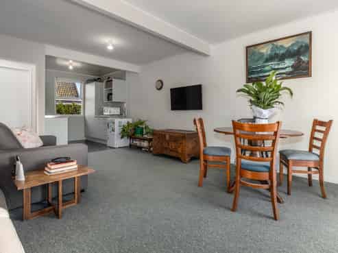7/12 Thornley Street, Titahi Bay