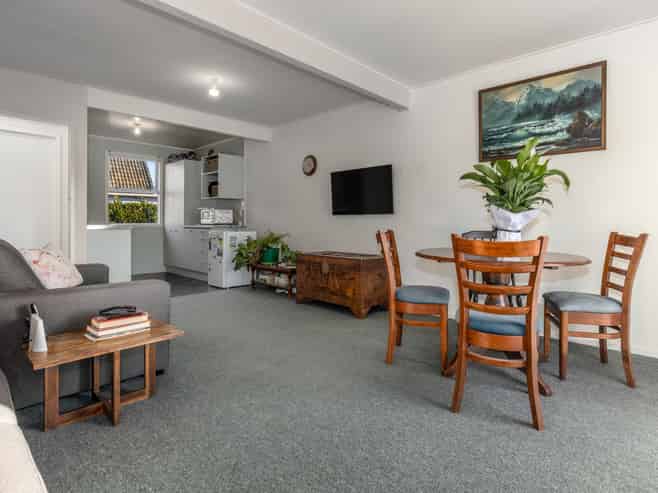 7/12 Thornley Street, Titahi Bay