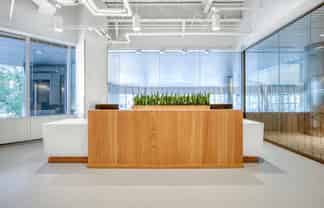 Flexible ways to work in 86 Customhouse Quay