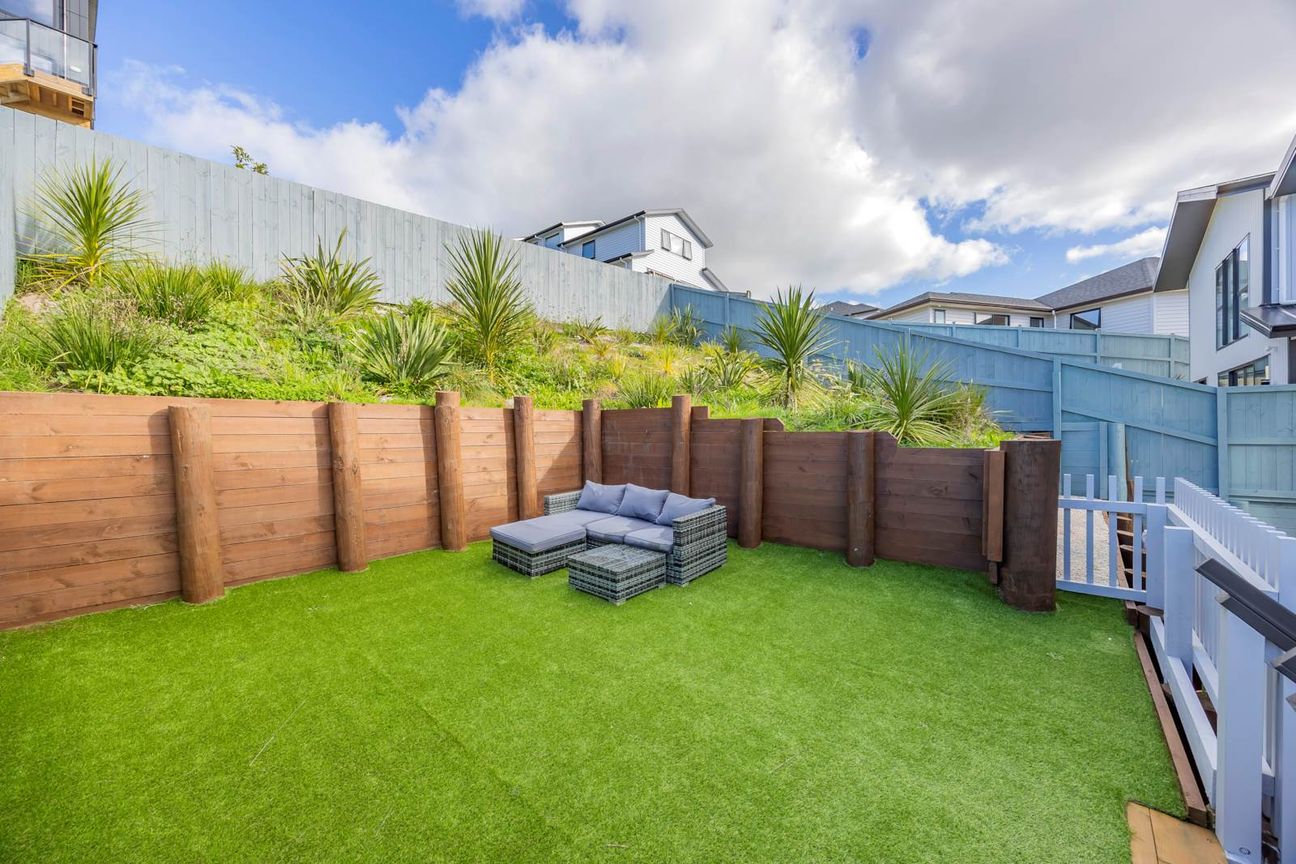 Contemporary Elegance in Orewa - Vista 3