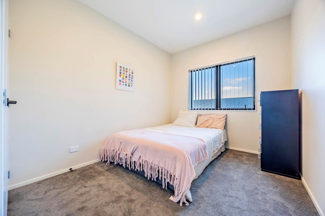 Contemporary Elegance in Orewa - Vista 6