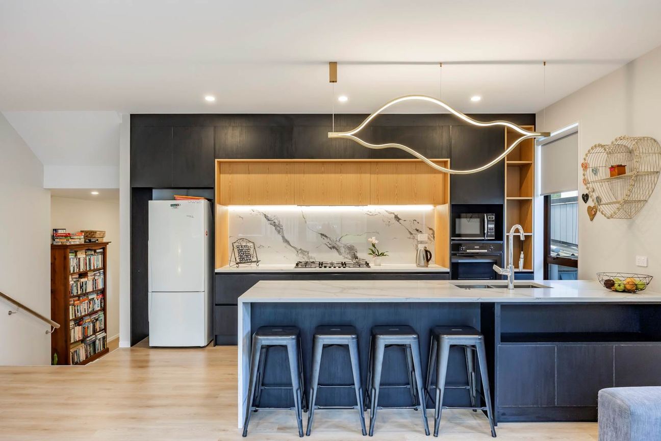 Contemporary Elegance in Orewa - Vista 2