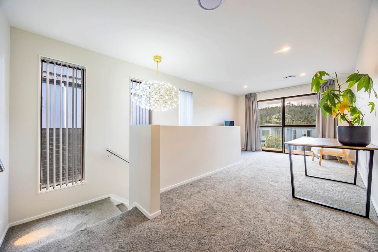 Contemporary Elegance in Orewa - Vista 5