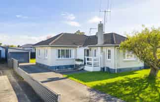 118 Rifle Range Road, Dinsdale
