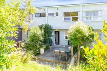 3/23 Collins Avenue, Tawa