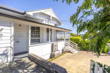 60 St Georges Bay Road, Parnell