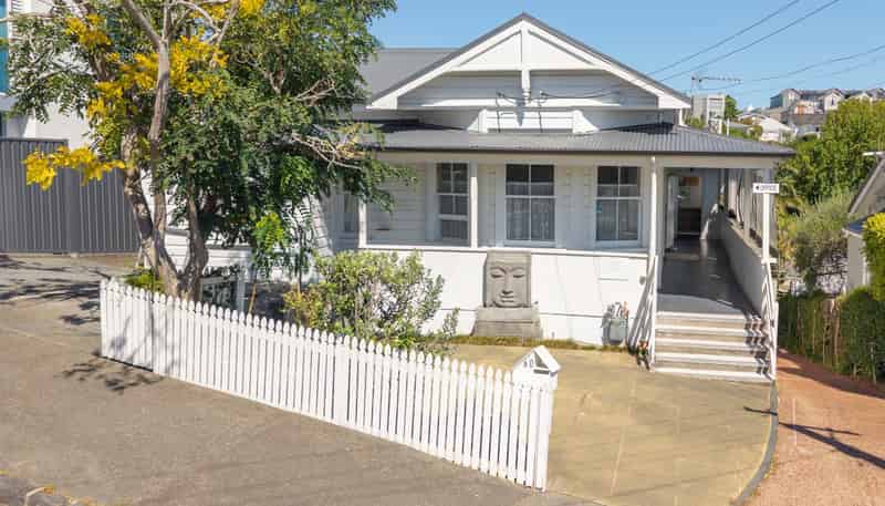 60 St Georges Bay Road, Parnell