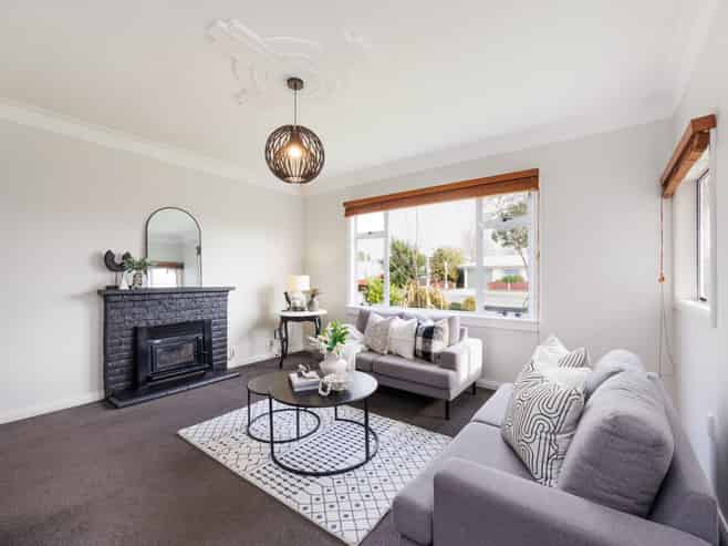 301 Botanical Road, West End