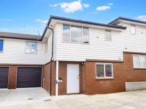 32 Akeake Lane, Manurewa